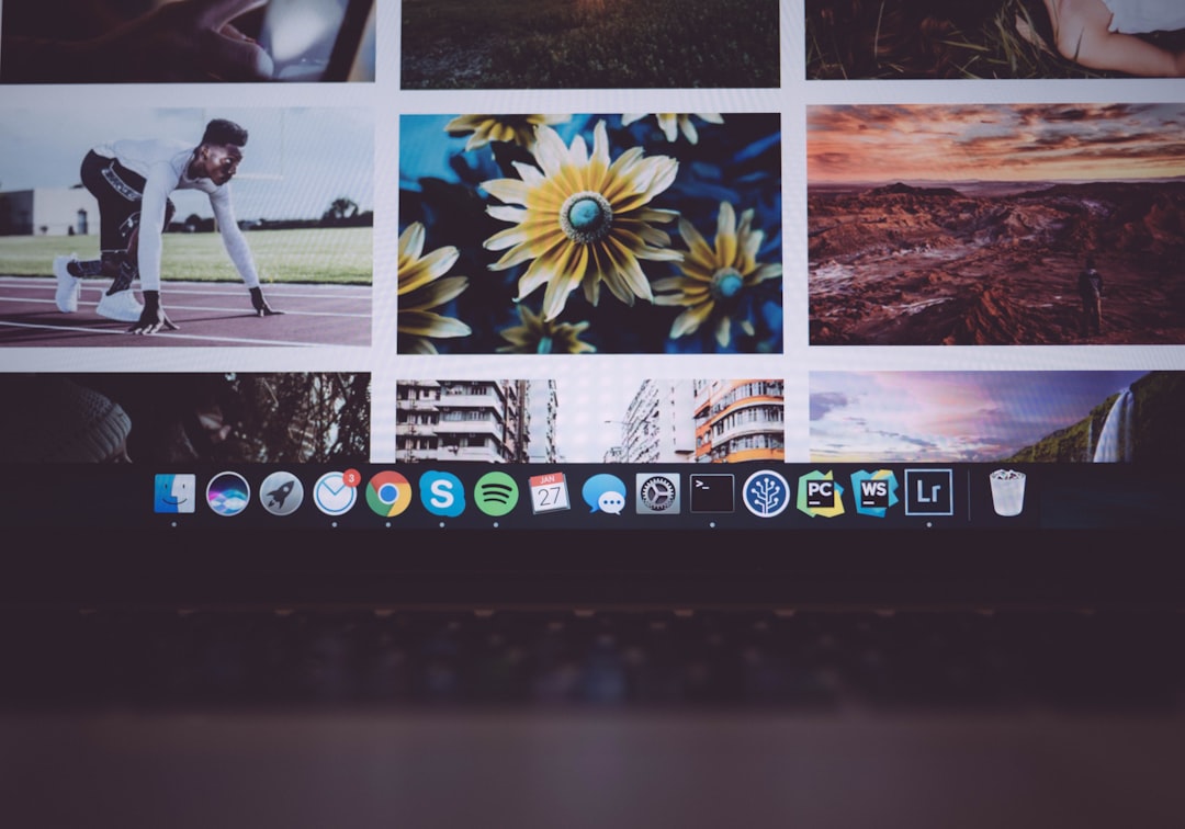 Late nights on Unsplash
